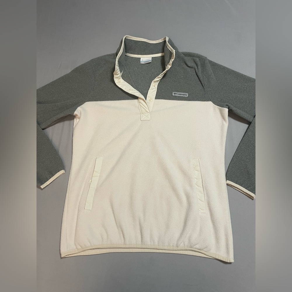 EUC ❄️Columbia Women's Gray and Cream Fleece Pullover❄️Size Medium